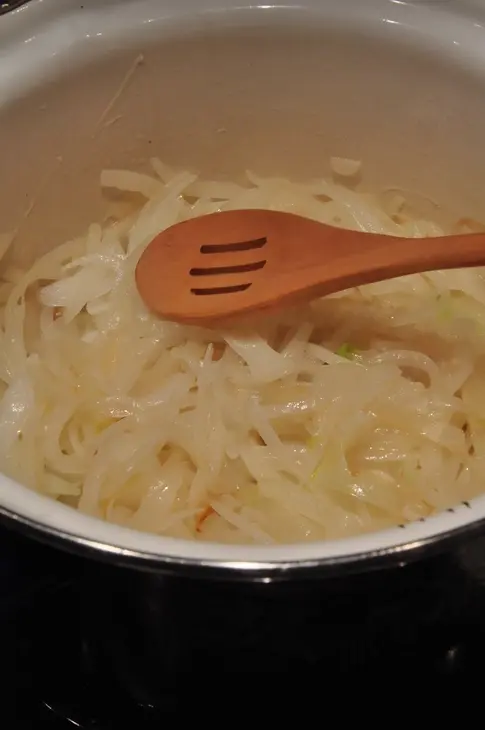 Луковый конфитюр с апельсиновым соком: шаг 5