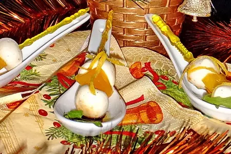 Комплимент из маринованной моцареллы с вялеными кумкватами: шаг 5