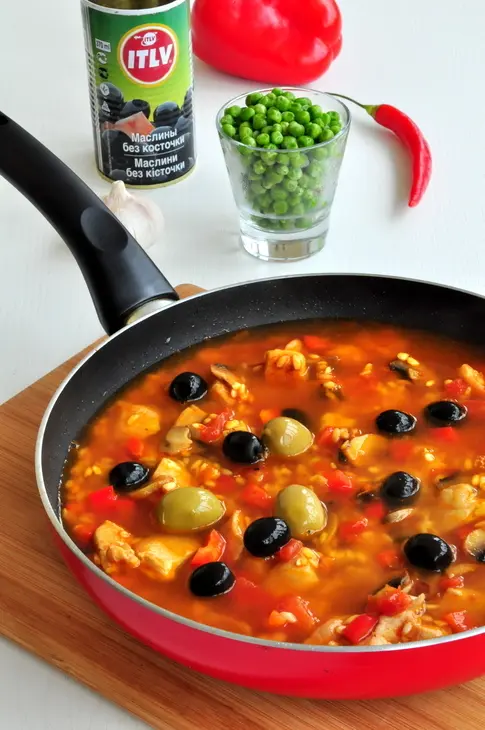 Паэлья с морепродуктами и курицей (shellfish and chicken paella): шаг 7