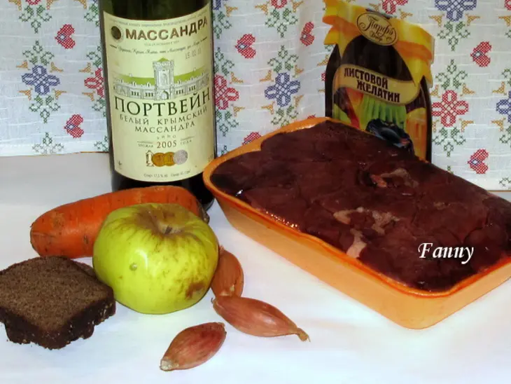 Конфеты из куриной печени в ржаной земле с яблочной начинкой: шаг 1