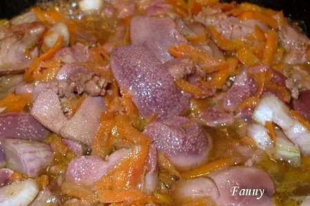 Конфеты из куриной печени в ржаной земле с яблочной начинкой: шаг 6