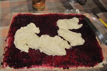 Бюш с каштаном и ежевикой: шаг 7