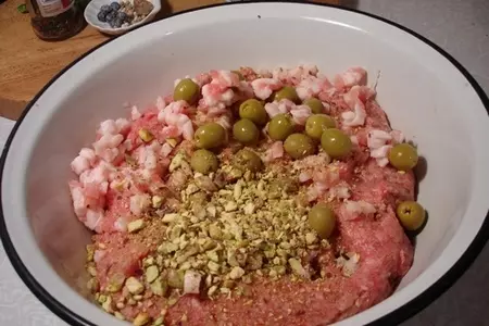 Домашняя мортаделла с оливками.: шаг 7