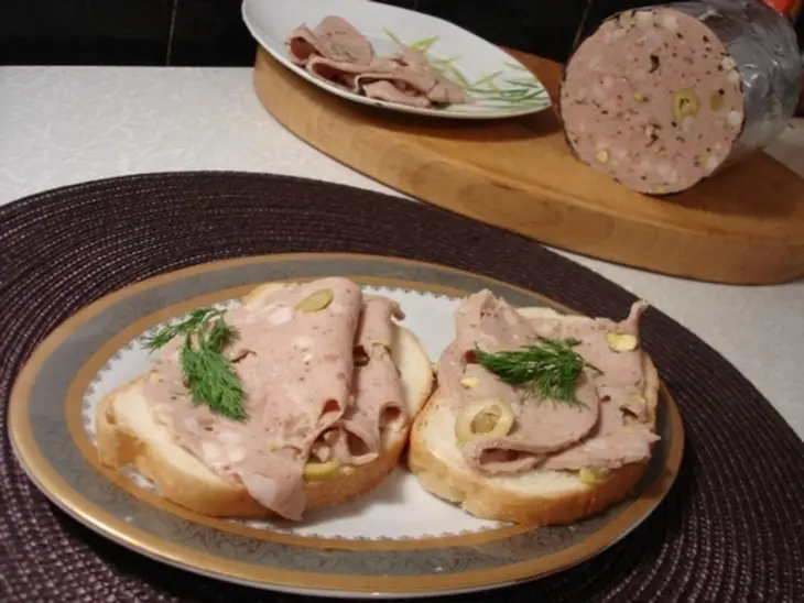 Домашняя мортаделла с оливками.: шаг 12