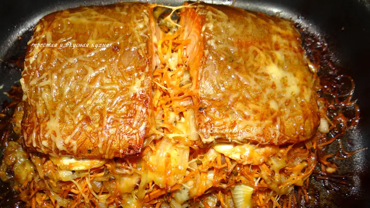 Форель, запеченная на морковно-луковой подушке: шаг 8