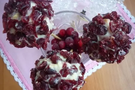 Клюквенные пирожные-конфетки "новогодняя витаминка": шаг 7