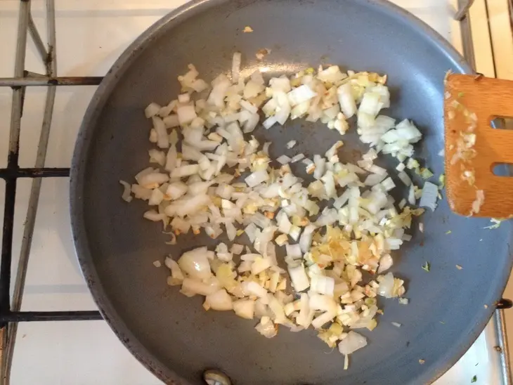 Суп из морепродуктов: шаг 2
