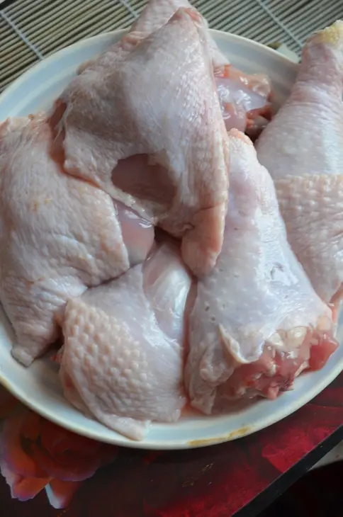 Куриные окорочка с орехами: шаг 1