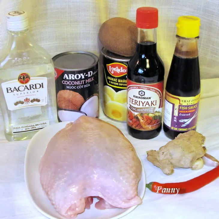 Цыпленок в кокосовом маринаде с сальсой из ананаса и киви: шаг 1