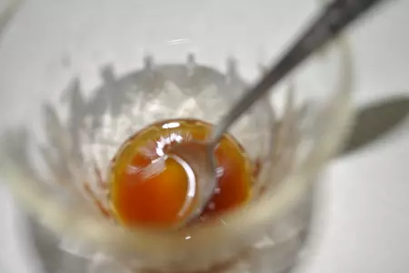 Праздничный салат с ростбифом, сыром и свежими овощами: шаг 15