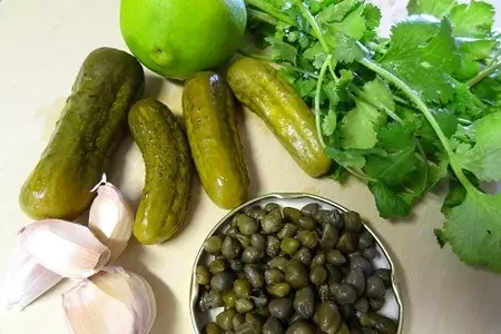 Жареный тунец под чесночным соусом: шаг 1