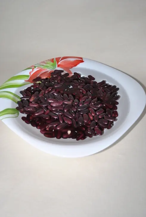 Легкий салат с фасолью: шаг 1