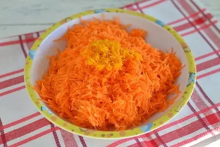 Морковный пирог с лимонным кремом: шаг 1