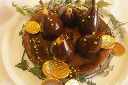 Мягкий шоколадный торт без муки с грушами: шаг 6
