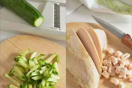 Салат с фасолью и копченой курицей: шаг 2
