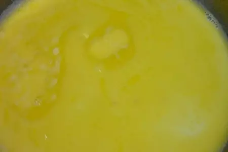 Клюквенный торт “огонь рождественской свечи”: шаг 7