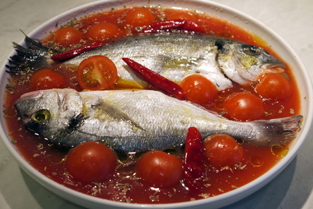 Рыба в сумасшедшей воде (pesce all’ acqua pazza ): шаг 2