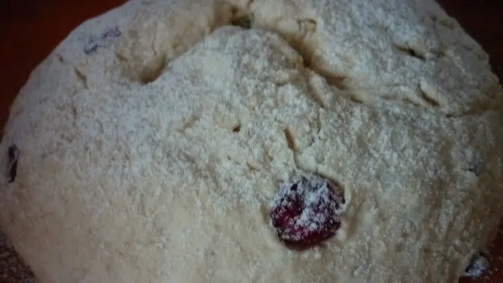 Ирландский содовый хлеб с клюквой,розмарином и грецкими орехами (рождественский завтрак): шаг 3