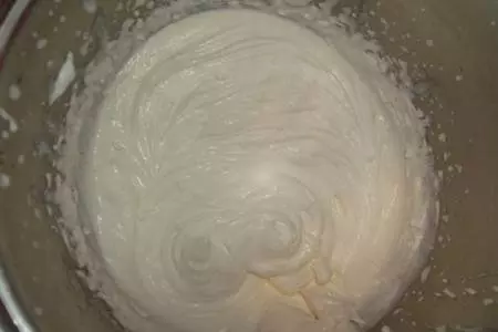 Десерт " любимый с клюквой ": шаг 8