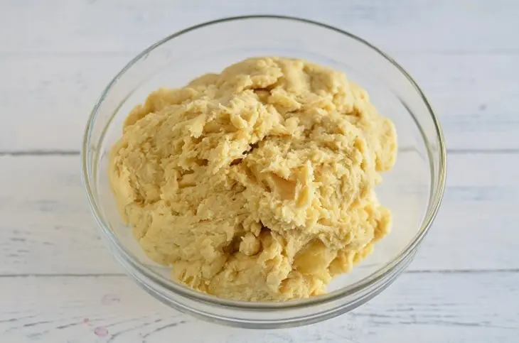 Штрудель с клюквой и яблоками: шаг 2
