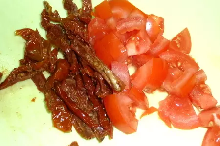 Салат "прощальноновогодний" с овощами, кальмарами и креветками: шаг 5