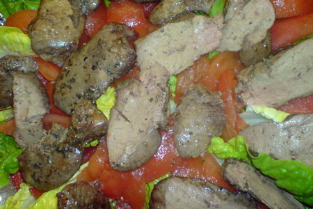 Салат с томатами и куриной печенью: шаг 4