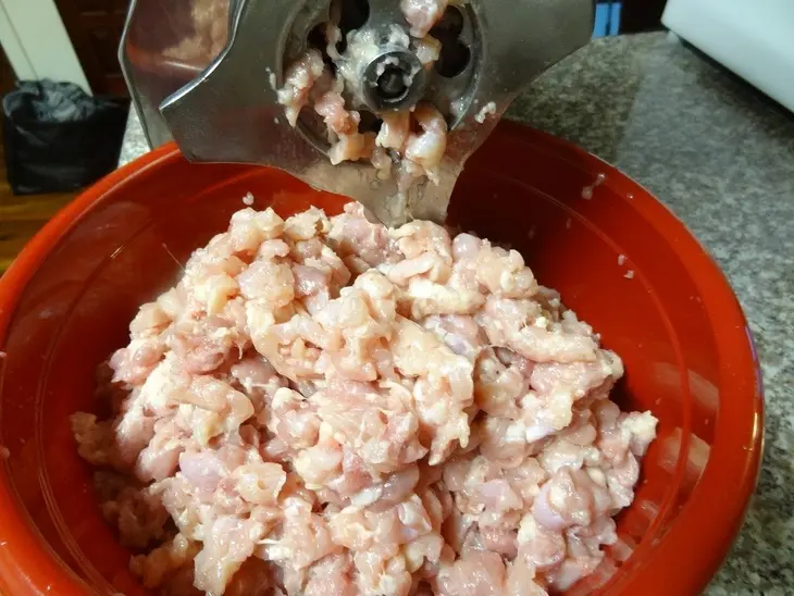 Колбаса - chicken and beef: шаг 4