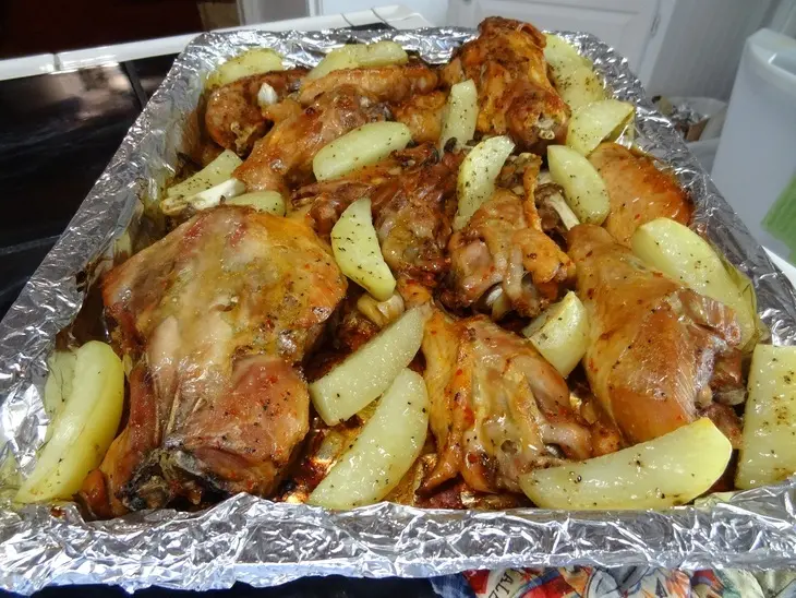 Индейка с аджикой и картофелем: шаг 6