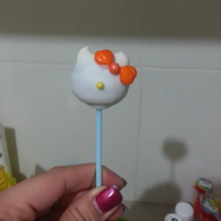 Hello kitty cake pops или конфеты на палочке привет кися: шаг 5