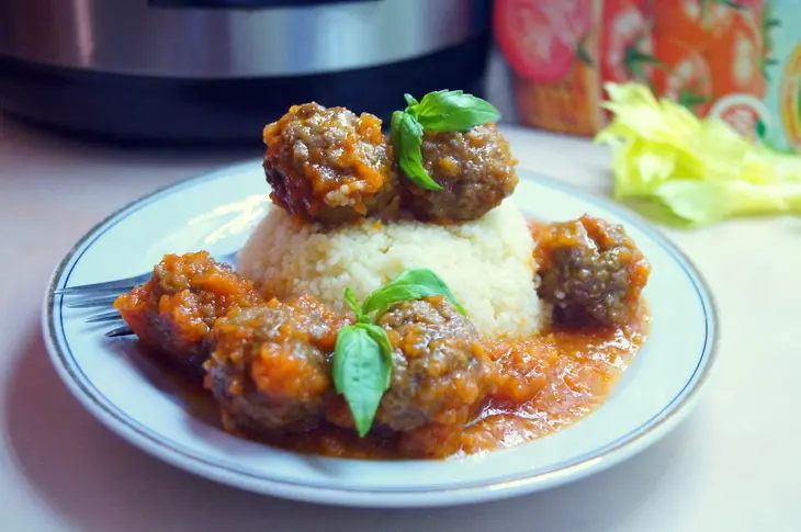 Мясные шарики из баранины с мятой и пикантным смузи-соусом: шаг 8