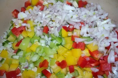 Салат из чечевицы с брынзой и овощами: шаг 5