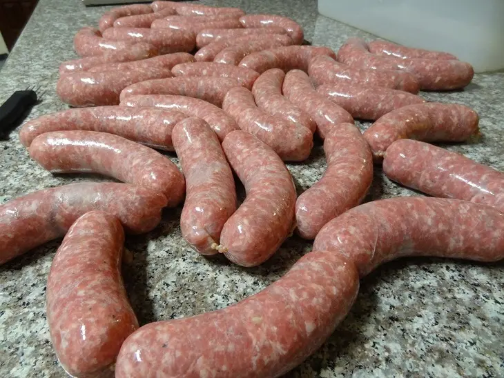Колбаски - жареные: шаг 5