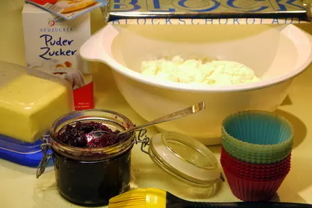 Глазированные сырки с домашним клюквенным джемом: шаг 1