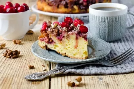 Пирог с клюквой и грецкими орехами: шаг 9