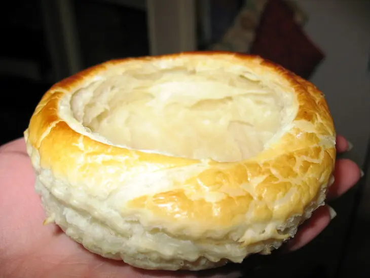 Слойки с рокфором и грушами: шаг 6