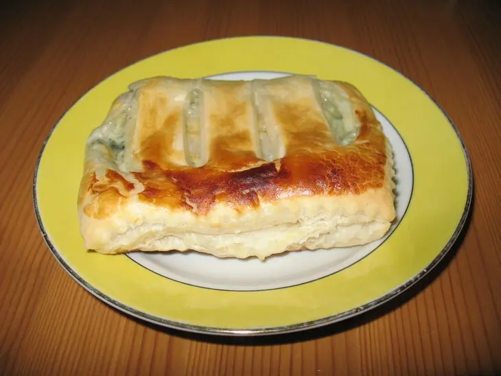 Слойки с рокфором и грушами: шаг 7