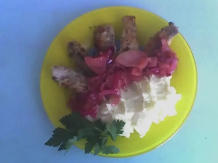 Пряный минтай с картофелем: шаг 4