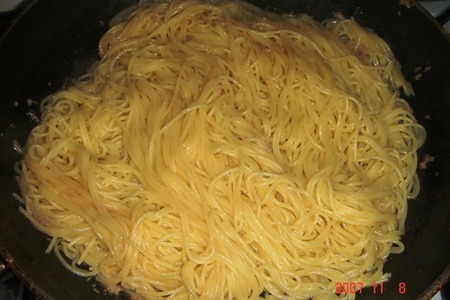 Спагетти с тефтелями под сырной корочкой: шаг 6