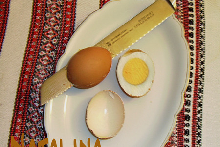 Запеченые яйца в скарлупе: шаг 1