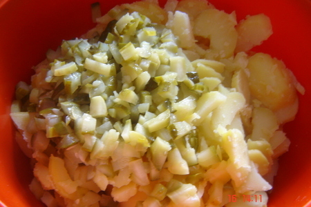 Салат картофельный с солёными огурчиками: шаг 3