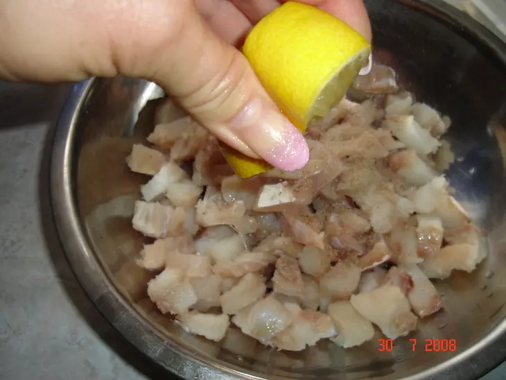Рыба запечённая с сыром: шаг 1