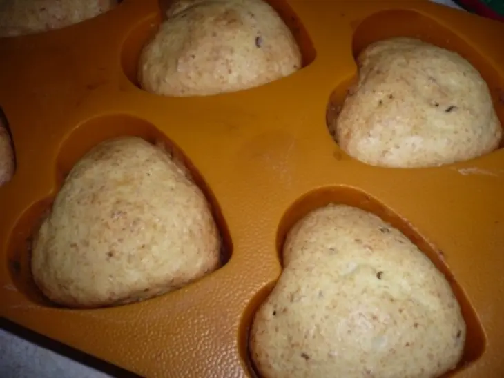 Творожные кексы, большой и маленькие, с шоколадной крошкой: шаг 3