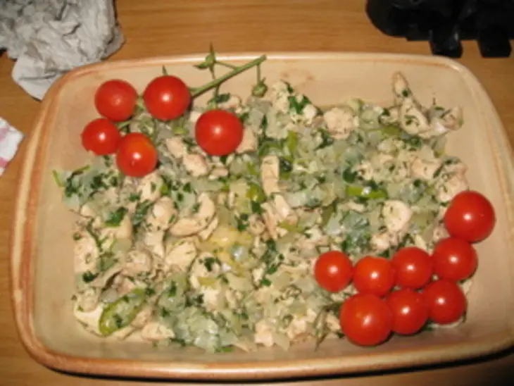 Грудинка куриная с луком.: шаг 7