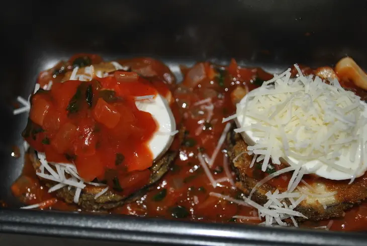 Melanzane alla parmigiana (пармиджана из баклажанов): шаг 15