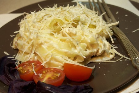 Паста со сливочным соусом с камбалой и оливками: шаг 5