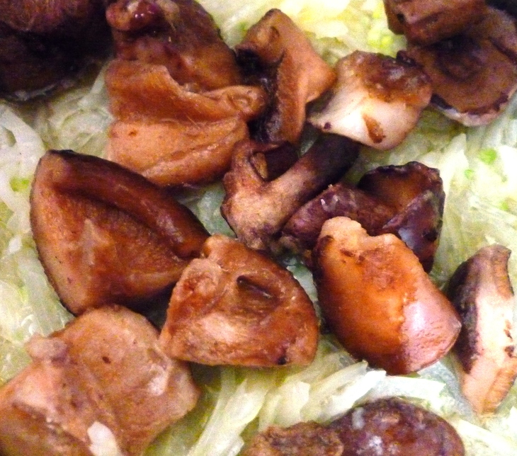 Cуп-крем из картофеля и белых грибов с ароматом тимьяна : шаг 2