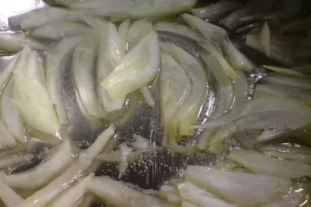 Салат с красной рыбой,черри и авокадо: шаг 2
