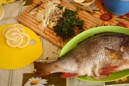 Окунь байкальский, запеченный а-ля натурель: шаг 5