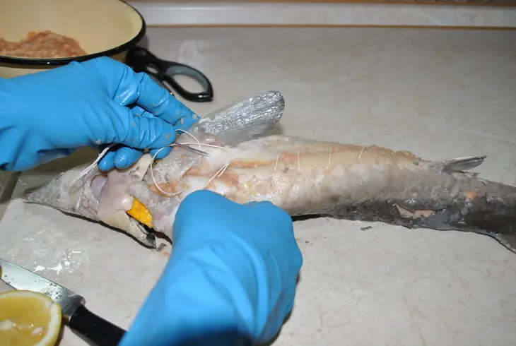 Деликатесный осетр, фаршированный к празднику или very important fish: шаг 12