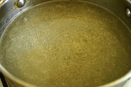 Суп с рисом и чесночными гренками: шаг 2
